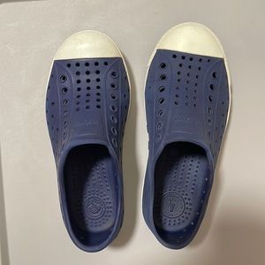 Boys Native C-12 shoes